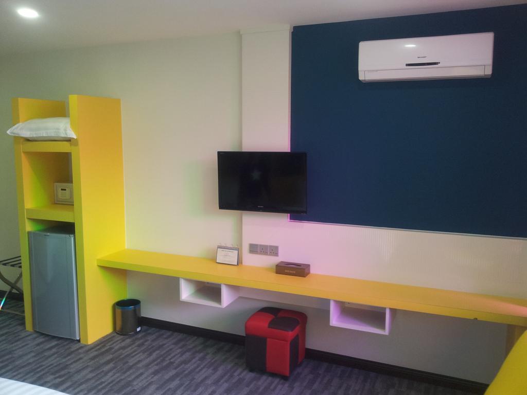 Hotel Baguss And Serviced Johor Bahru