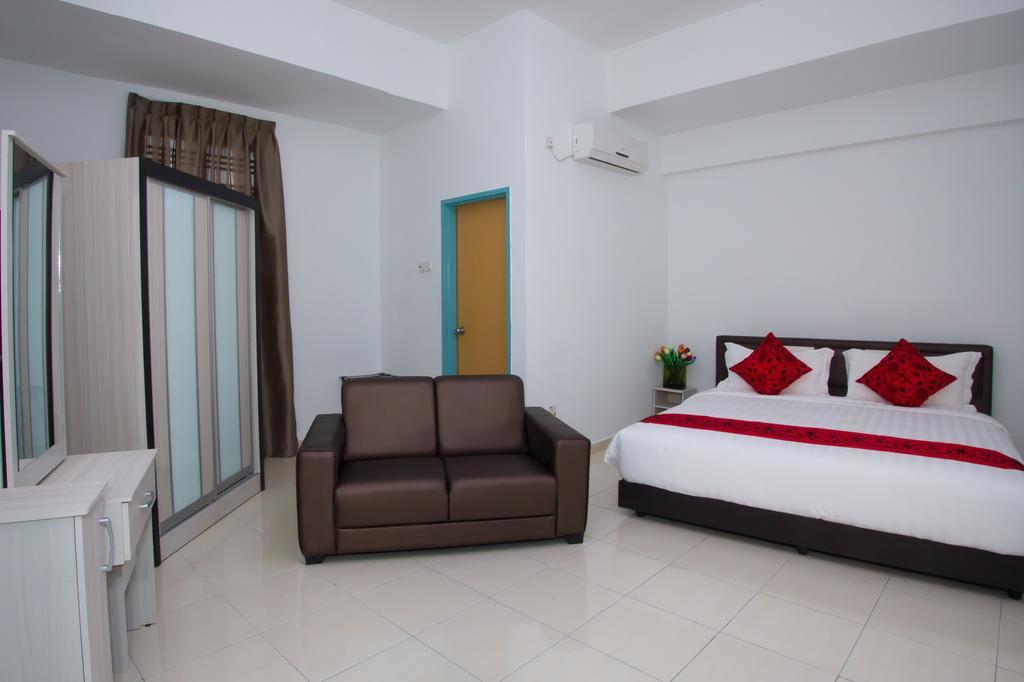 Hotel Baguss And Serviced