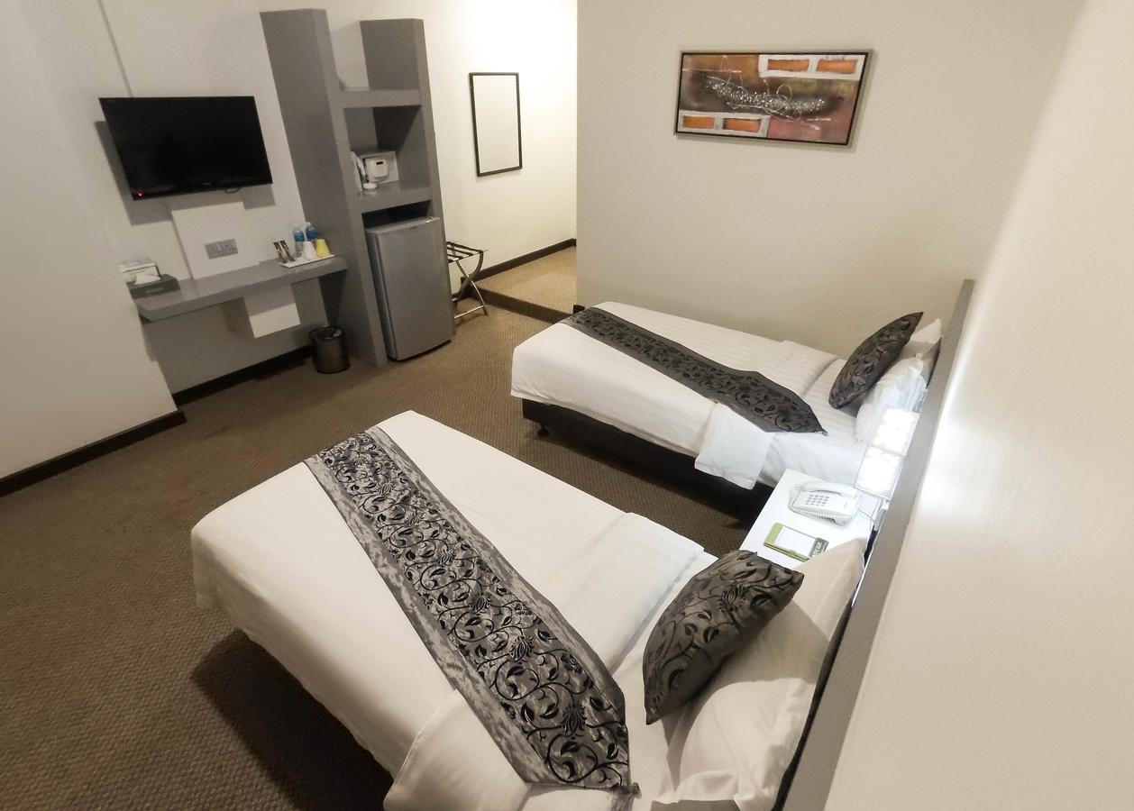 Hotel Baguss And Serviced 3*