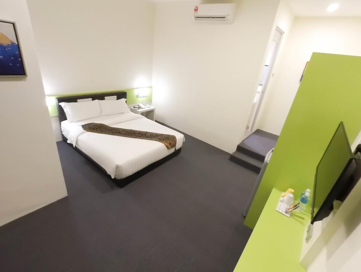 Hotel Baguss And Serviced Johor Bahru