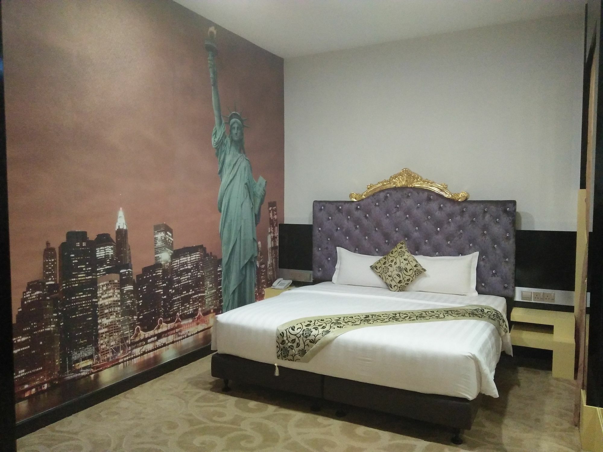 Hotel Baguss And Serviced Johor Bahru